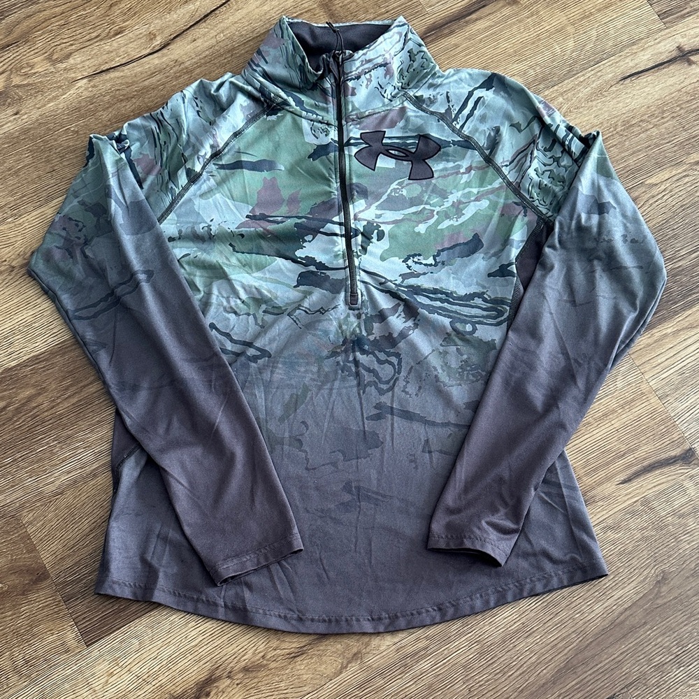Under Armour Camouflage Half-Zip heat gear shirt, size LG/G